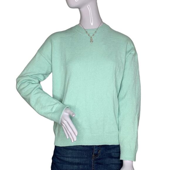 Forever 21 Sweater Top Crewneck Mint Green Size M - Picture 1 of 8